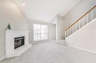 3130 Walnut Bend Ln, Houston, TX 77042 - Photo 3