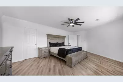 15502 Kitty Hawk Drive, Waller, TX 77484 - Photo 33