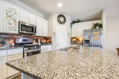 18361 Timbermill Lane, New Caney, TX 77357 - Photo 7