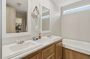 135 Lear Ln, Pearland, TX 77581 - Photo 9