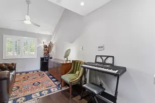 2100 Commonwealth St, Houston, TX 77006 - Photo 13