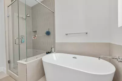 3360 Pinemont Drive, Houston, TX 77018 - Photo 19
