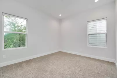 3360 Pinemont Drive, Houston, TX 77018 - Photo 25