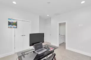 3360 Pinemont Dr, Houston, TX 77018 - Photo 23