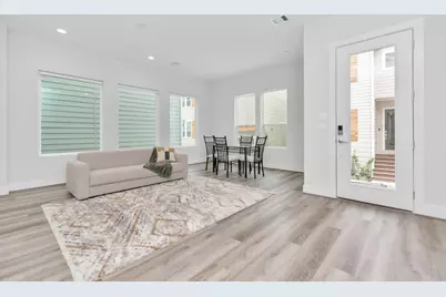 3360 Pinemont Drive, Houston, TX 77018 - Photo 5