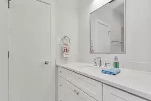 3360 Pinemont Dr, Houston, TX 77018 - Photo 27