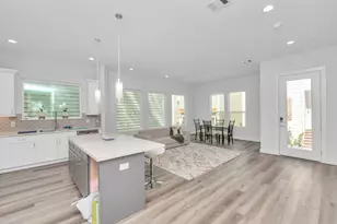 3360 Pinemont Dr, Houston, TX 77018 - Photo 11