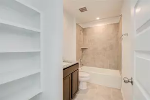 1022 Cattle Chute Ct, Rosharon, TX 77583 - Photo 5
