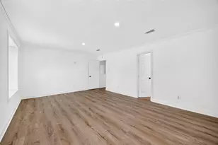 4619 Breckenridge Dr, Houston, TX 77066 - Photo 21