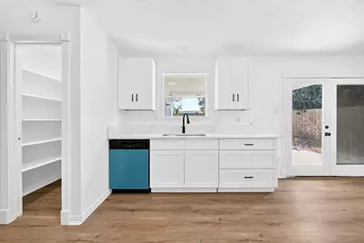 4619 Breckenridge Drive, Houston, TX 77066 - Photo 13