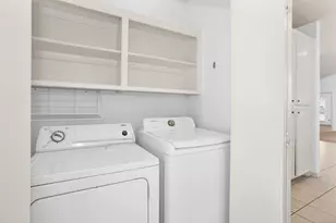 106 Fairway View Ct, Conroe, TX 77356 - Photo 17