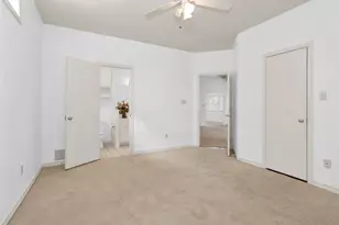 106 Fairway View Ct, Conroe, TX 77356 - Photo 23