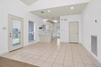 106 Fairway View Court, Conroe, TX 77356 - Photo 13