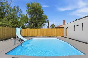 2505 Holly Ct, Galveston, TX 77551 - Photo 21