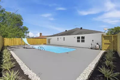 2505 Holly Court, Galveston, TX 77551 - Photo 21