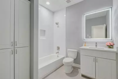 6705 Roanoke St, Houston, TX 77028 - Photo 25