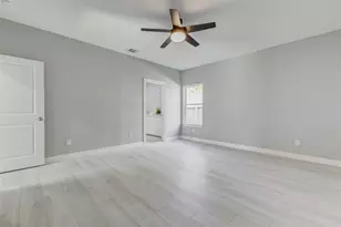 6705 Roanoke St, Houston, TX 77028 - Photo 21