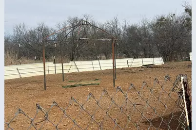 1310 W 6th Street, Breckenridge, TX 76424 - Photo 25