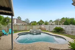 10900 Sycamore Dr N, La Porte, TX 77571 - Photo 47