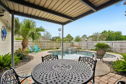 10900 Sycamore Drive N, La Porte, TX 77571 - Photo 49