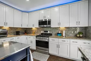 10900 Sycamore Dr N, La Porte, TX 77571 - Photo 13