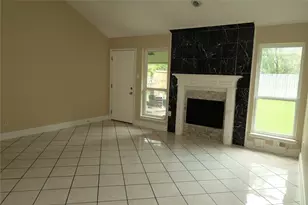 7611 Woodland W Dr, Houston, TX 77040 - Photo 7