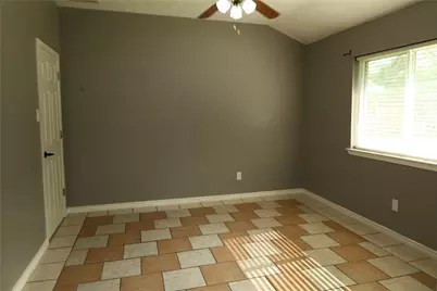 7611 Woodland West Drive, Houston, TX 77040 - Photo 9