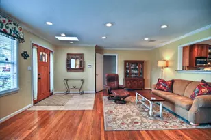 9629 Maribelle Way, Houston, TX 77055 - Photo 5