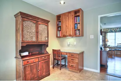 9629 Maribelle Way, Houston, TX 77055 - Photo 7
