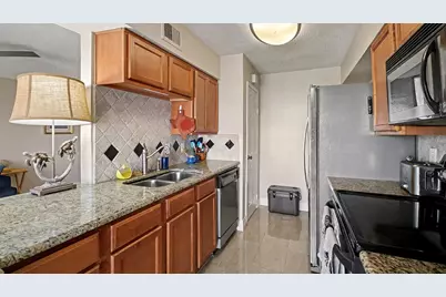 4011 Nasa Rd 1 #505, El Lago, TX 77586 - Photo 11