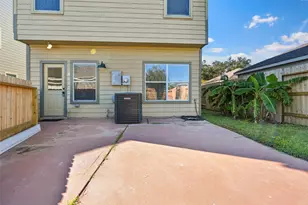 9718 Coyote Creek Dr, Houston, TX 77095 - Photo 13