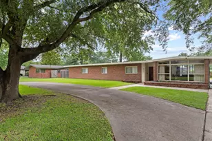 980 20th St, Beaumont, TX 77706 - Photo 3