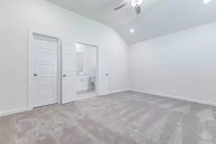 6475 Escondido Dr, Rosharon, TX 77583 - Photo 17