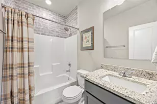 383 Shoreview Dr, Conroe, TX 77303 - Photo 11