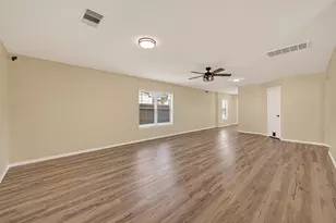 1308 Winding Willow Dr, Pinehurst, TX 77362 - Photo 9