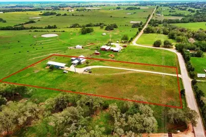 1345 E Old Hallettsville Road, Flatonia, TX 78941 - Photo 3