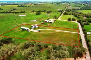1345 E Old Hallettsville Rd, Flatonia, TX 78941 - Photo 3