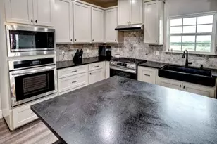 1345 E Old Hallettsville Rd, Flatonia, TX 78941 - Photo 9