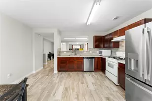 19710 Bold River Rd, Tomball, TX 77375 - Photo 13