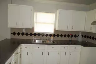 8152 Garland St, Houston, TX 77017 - Photo 9