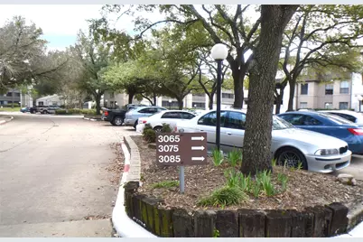 3085 Walnut Bend Lane #12, Houston, TX 77042 - Photo 19
