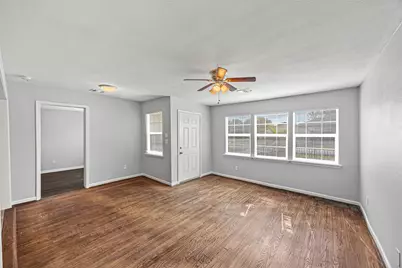 7614 Darnay Dr Drive, Houston, TX 77033 - Photo 7