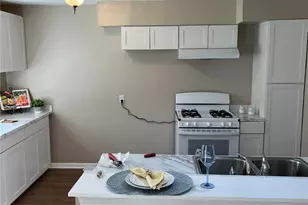 17210 Woodburn Dr, Houston, TX 77049 - Photo 11