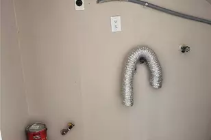 17210 Woodburn Dr, Houston, TX 77049 - Photo 23