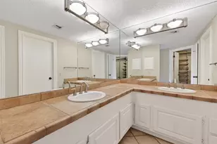 14655 Champion Forest Dr, Houston, TX 77069 - Photo 15