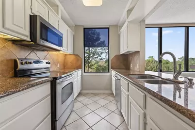 14655 Champion Forest Drive #502, Houston, TX 77069 - Photo 9