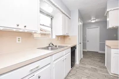 11623 Kirkhollow Drive, Houston, TX 77089 - Photo 19