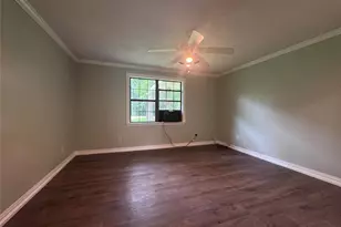 141 Hogan, Livingston, TX 77351 - Photo 15