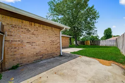 16823 S Lighthouse Drive, Crosby, TX 77532 - Photo 31