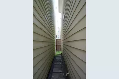 11605 Main Birch Drive, Houston, TX 77025 - Photo 23